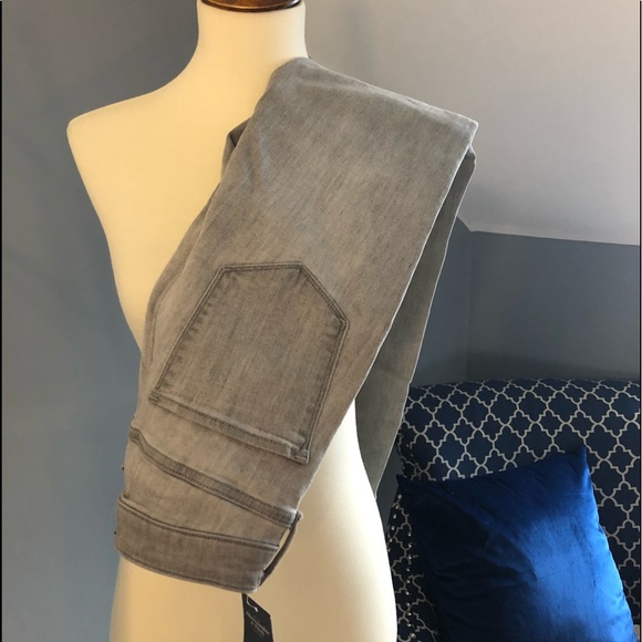 NWT Abercombie and Fitch Harper Jean - Picture 4 of 6